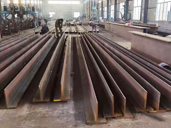 萊鋼工字鋼與石橫H型鋼有什么區(qū)別？